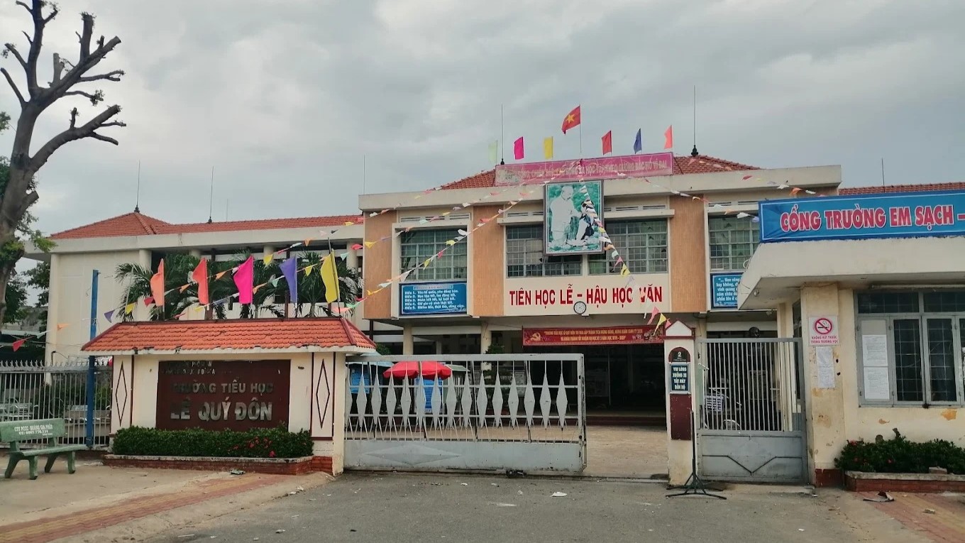 DANH MỤC TRƯỜNG TIỂU HỌC TẠI DĨ AN - BÌNH DƯƠNG 13 Trường Tiểu học Lê Quý Đôn - Dĩ An